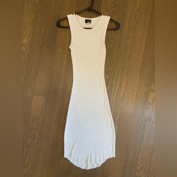 Aritzia Wilfred free white sculpt ribbed stretchy midi dress with grey speckles - Picture 1 of 6